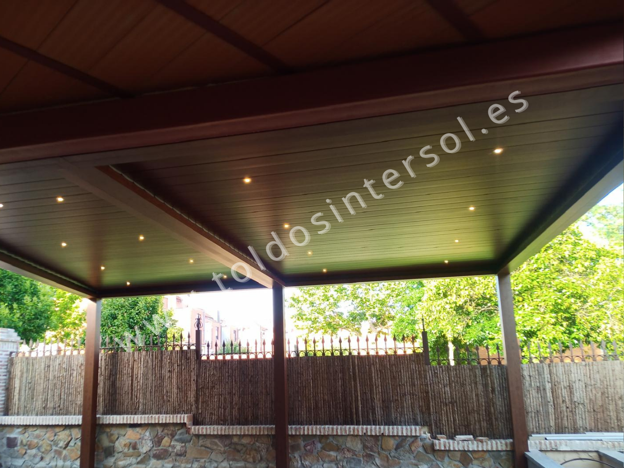 Instalación de Toldos Intersol